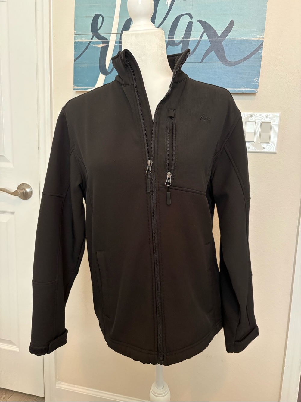 Snozu Black Kids ski jacket  with Zip Pockets